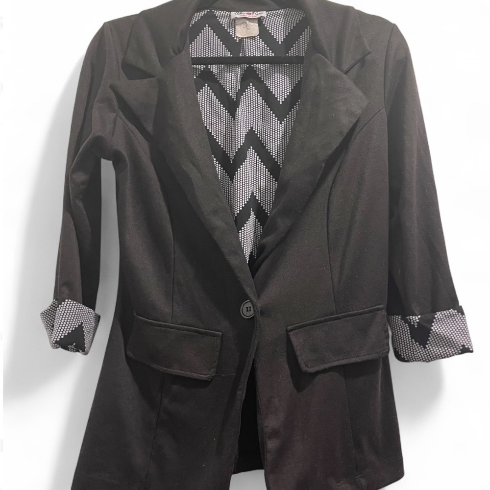 🖤 Black Blazer with Chevron Print Lining 🖤